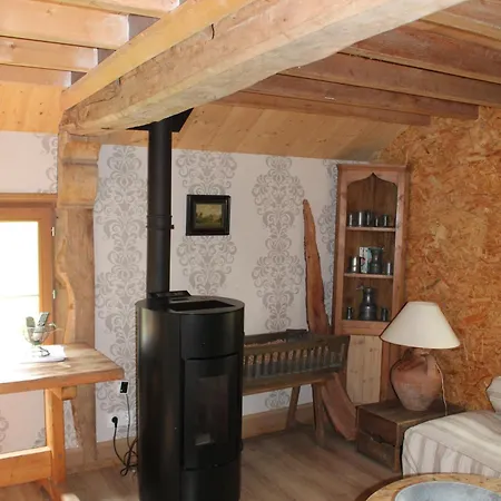 La Charetterie Du Manoir De La Porte